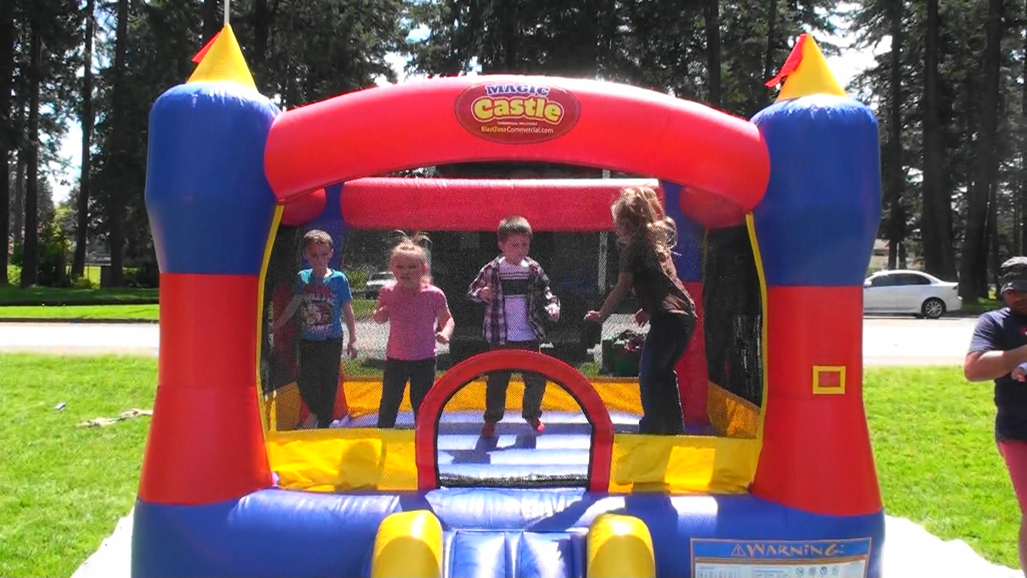 kids in magic castle